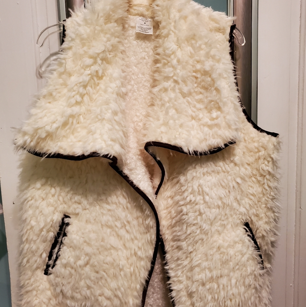 Faux fur Vest